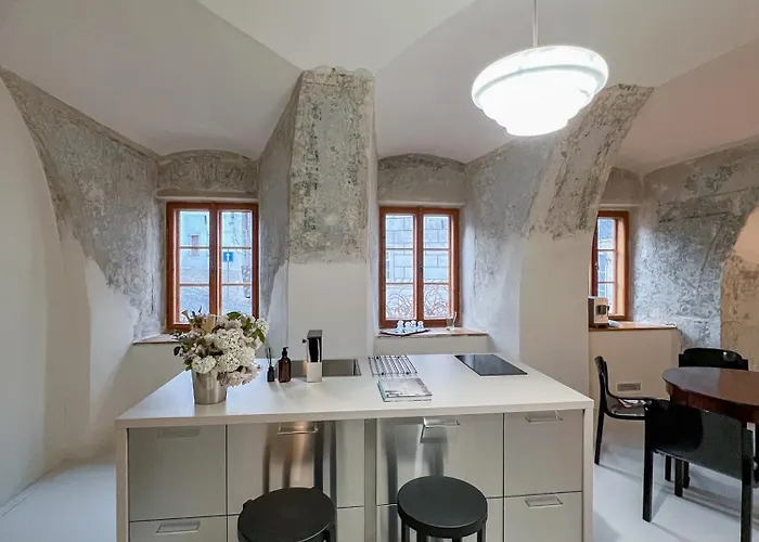 Casarosa , Gotico * Cesky Krumlov